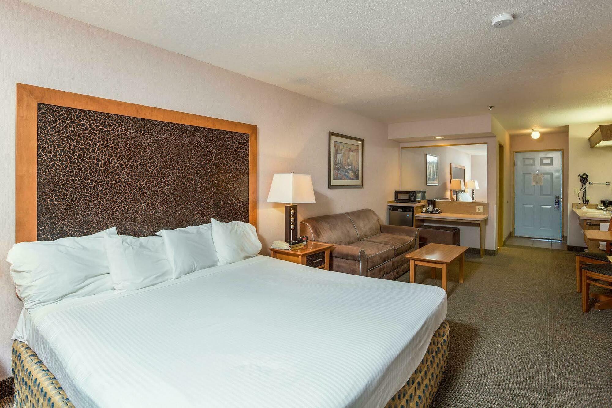 Red Lion Inn & Suites Seaside Exterior photo